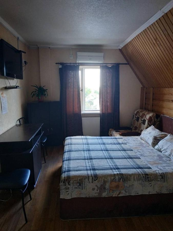 Hotel Restaurant Complex Boyarskiy Dvor Boyarka Esterno foto