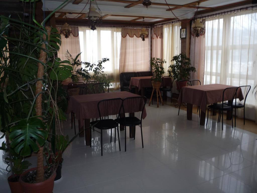 Hotel Restaurant Complex Boyarskiy Dvor Boyarka Esterno foto