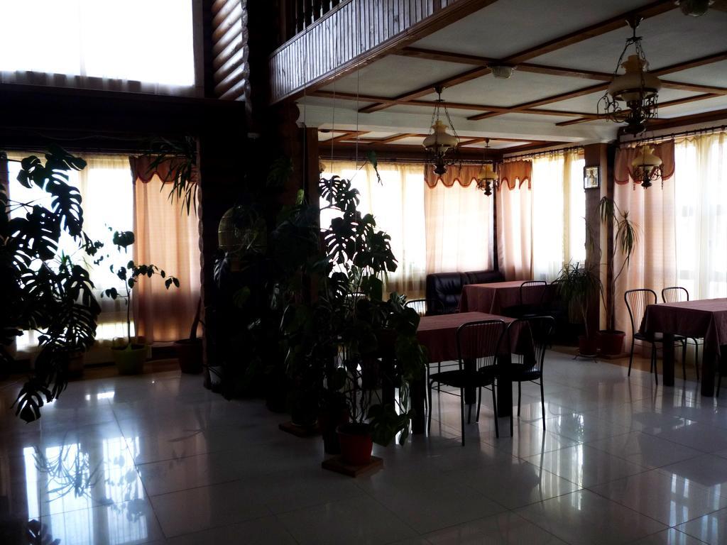 Hotel Restaurant Complex Boyarskiy Dvor Boyarka Esterno foto