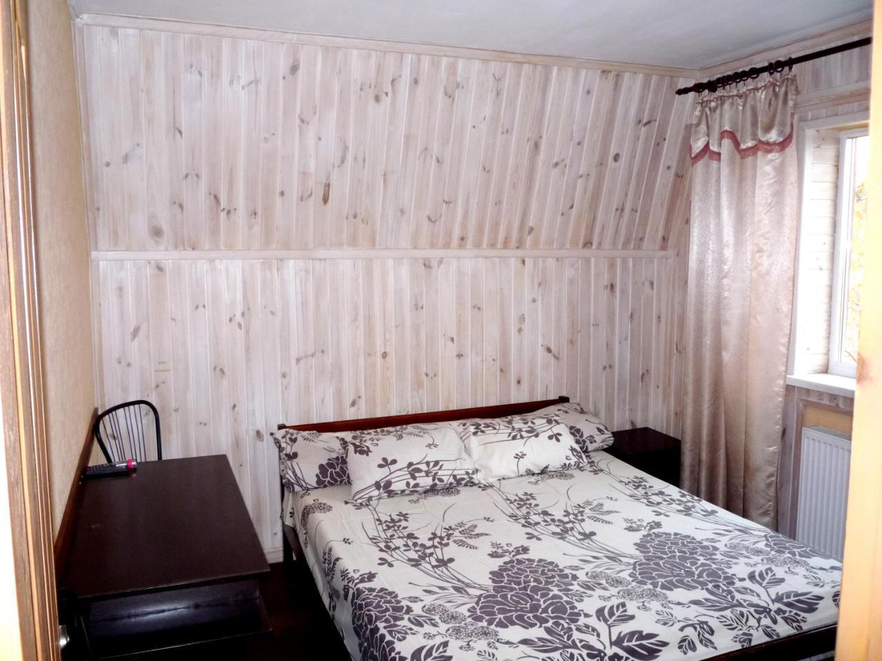 Hotel Restaurant Complex Boyarskiy Dvor Boyarka Esterno foto
