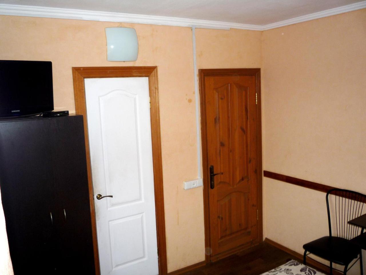 Hotel Restaurant Complex Boyarskiy Dvor Boyarka Esterno foto