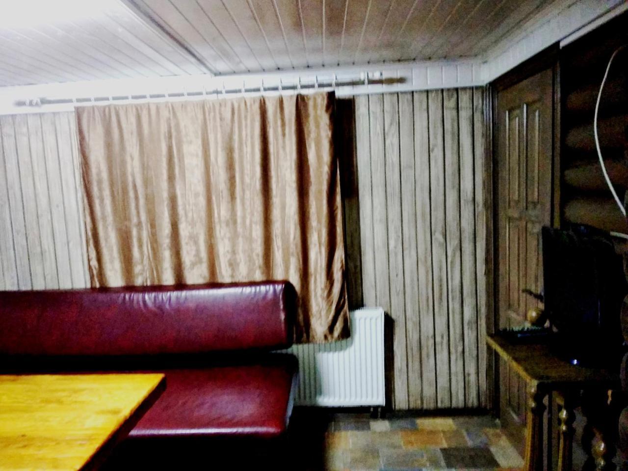 Hotel Restaurant Complex Boyarskiy Dvor Boyarka Esterno foto